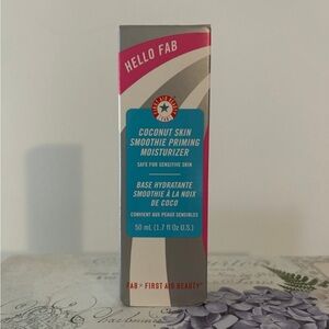 First Aid Beauty Coconut Skin Smoothie Priming Moisturizer